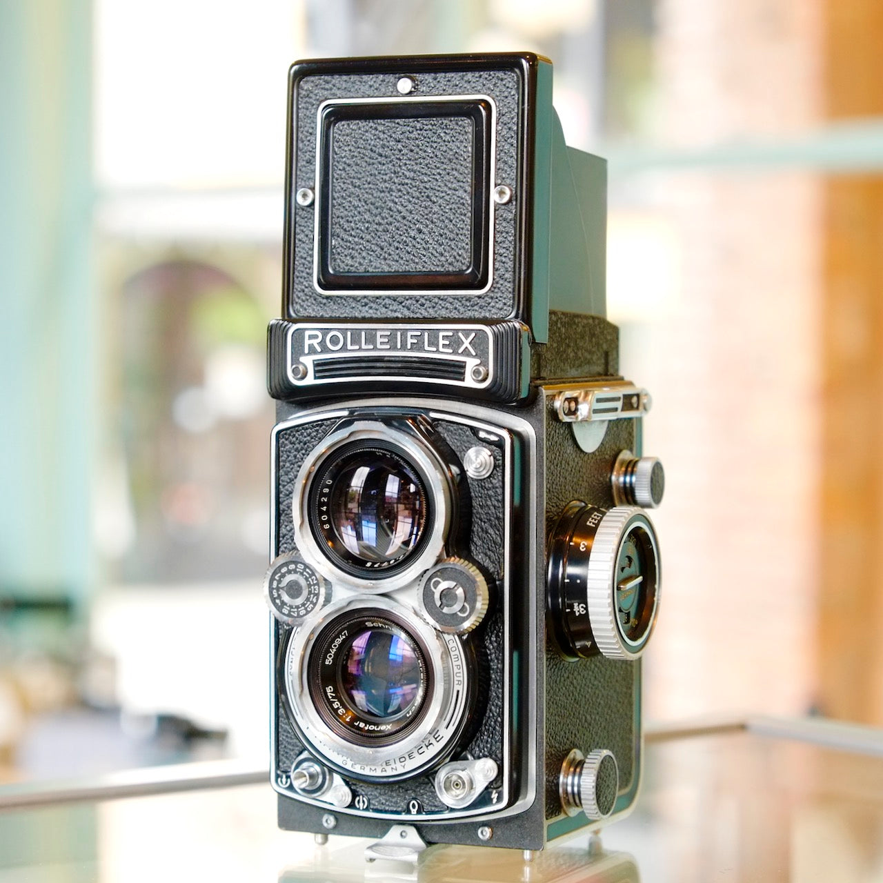 Rolleiflex 3.5E Type 2 – Camera Traders