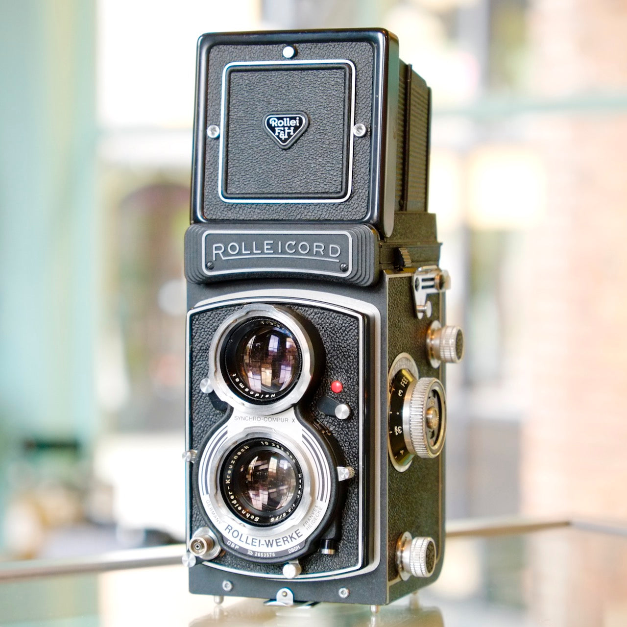 Rolleicord Vb – Camera Traders