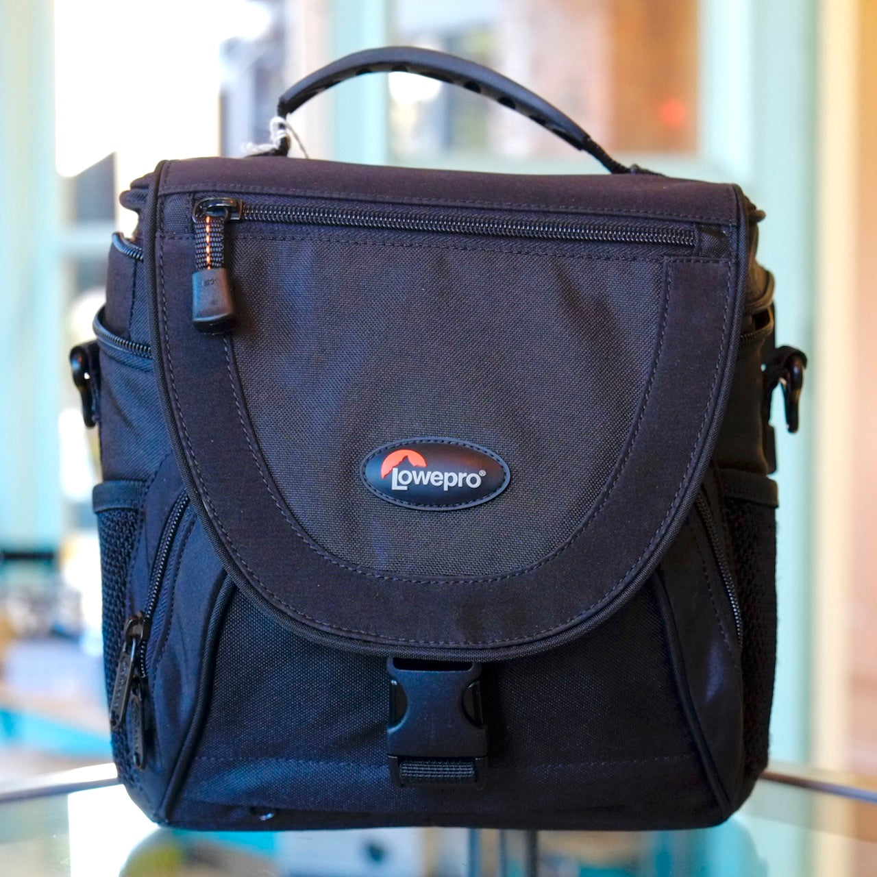 lowepro nova 2