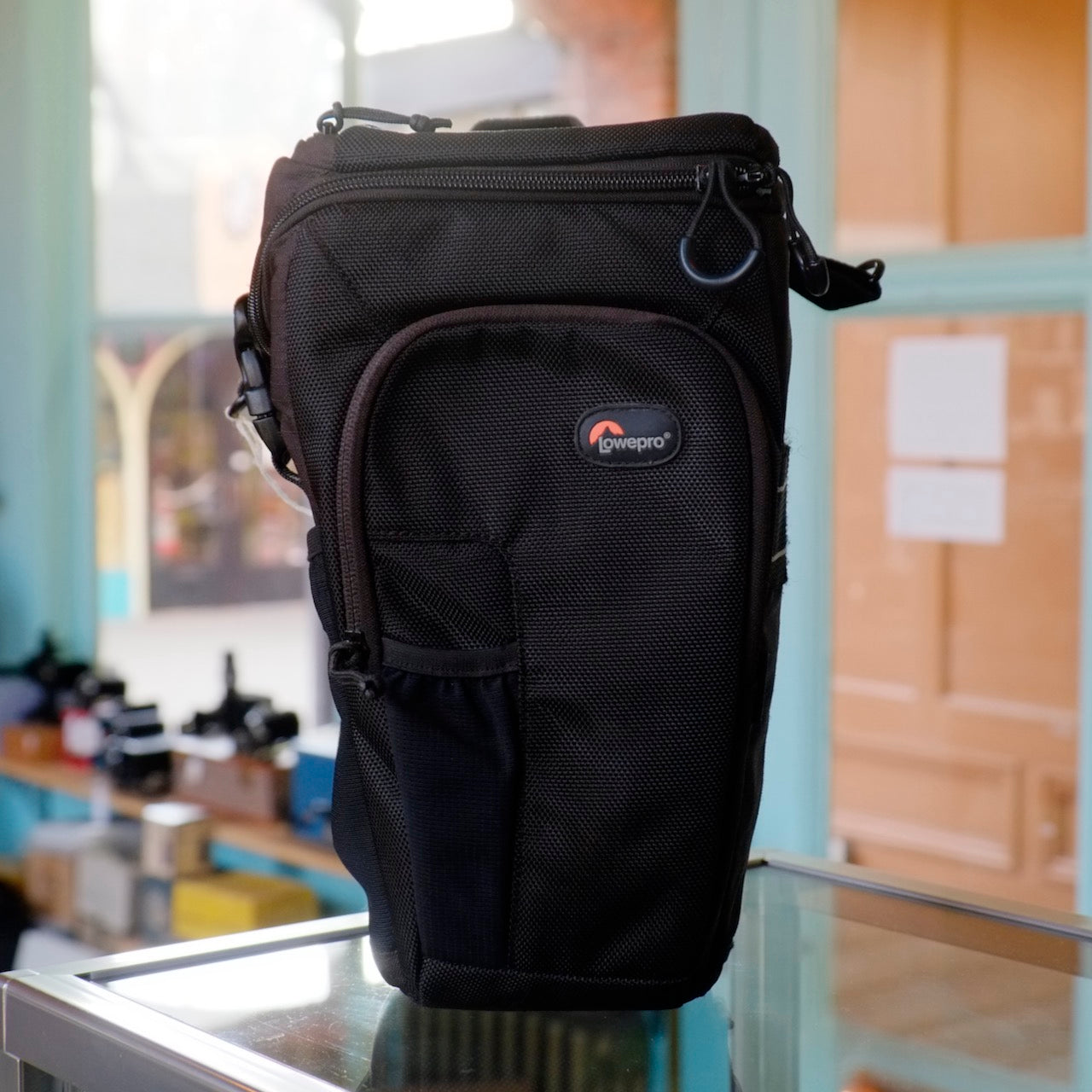 Lowepro toploader cheap pro 75 aw