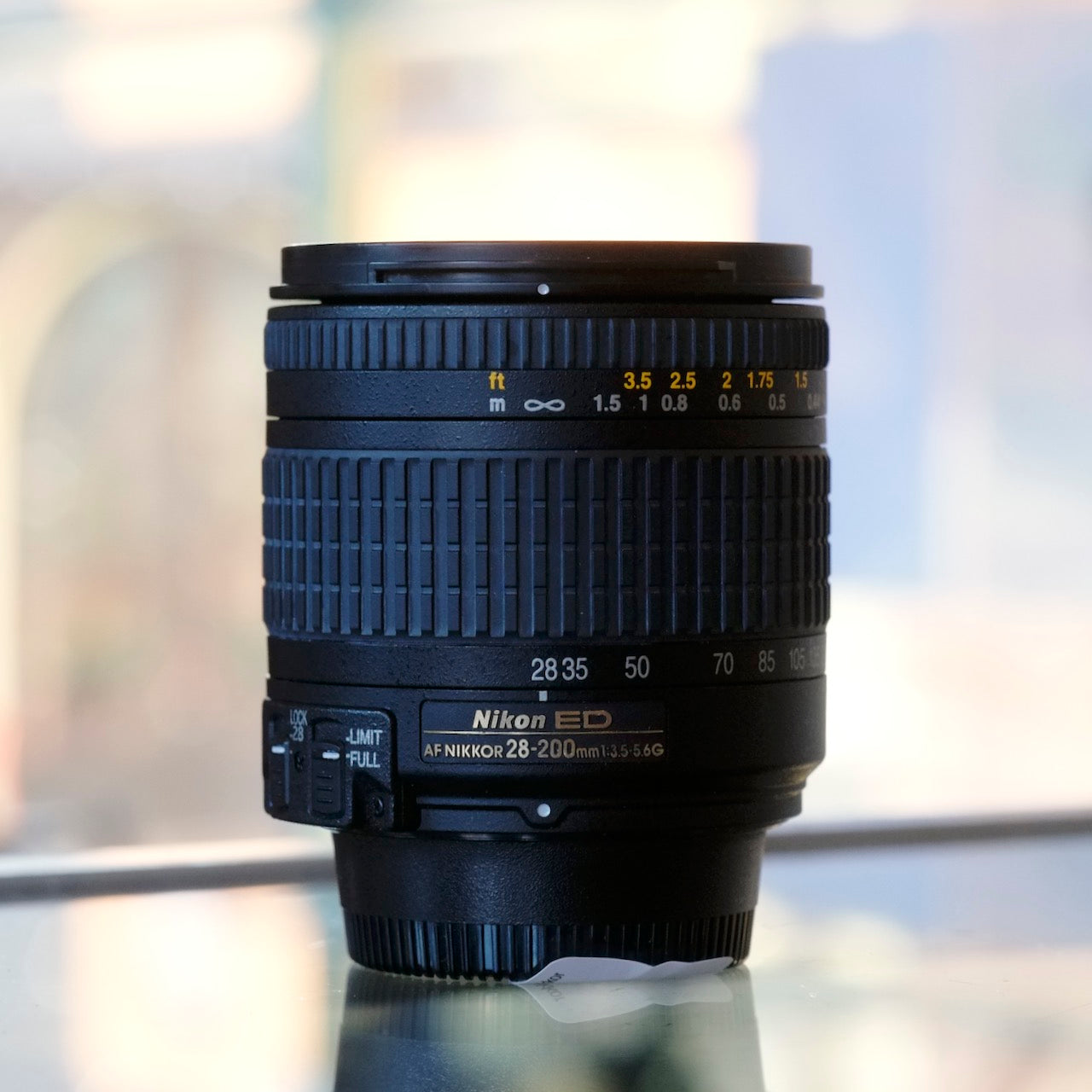 Nikon 28-200mm f3.5-5.6G ED AF Nikkor