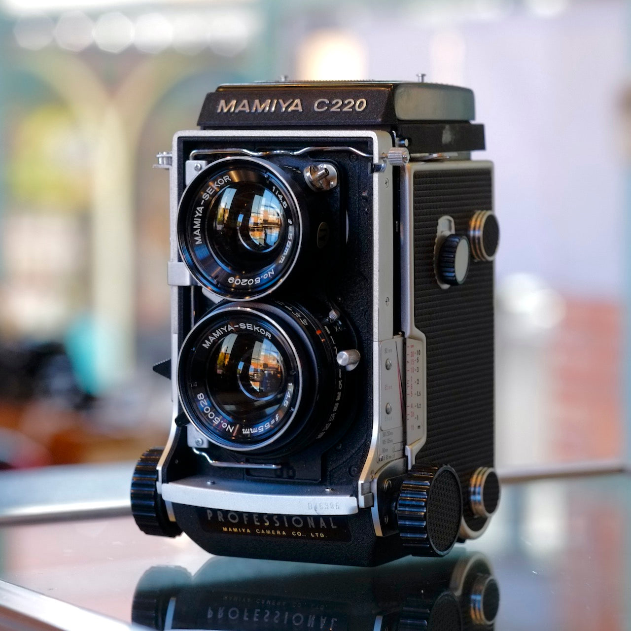 Mamiya C220 Professional