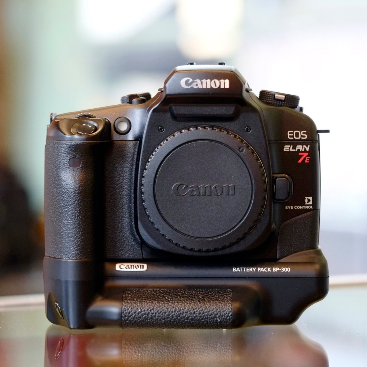 Canon EOS Elan 7E with BP-300