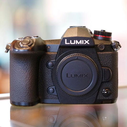 Panasonic Lumix G9