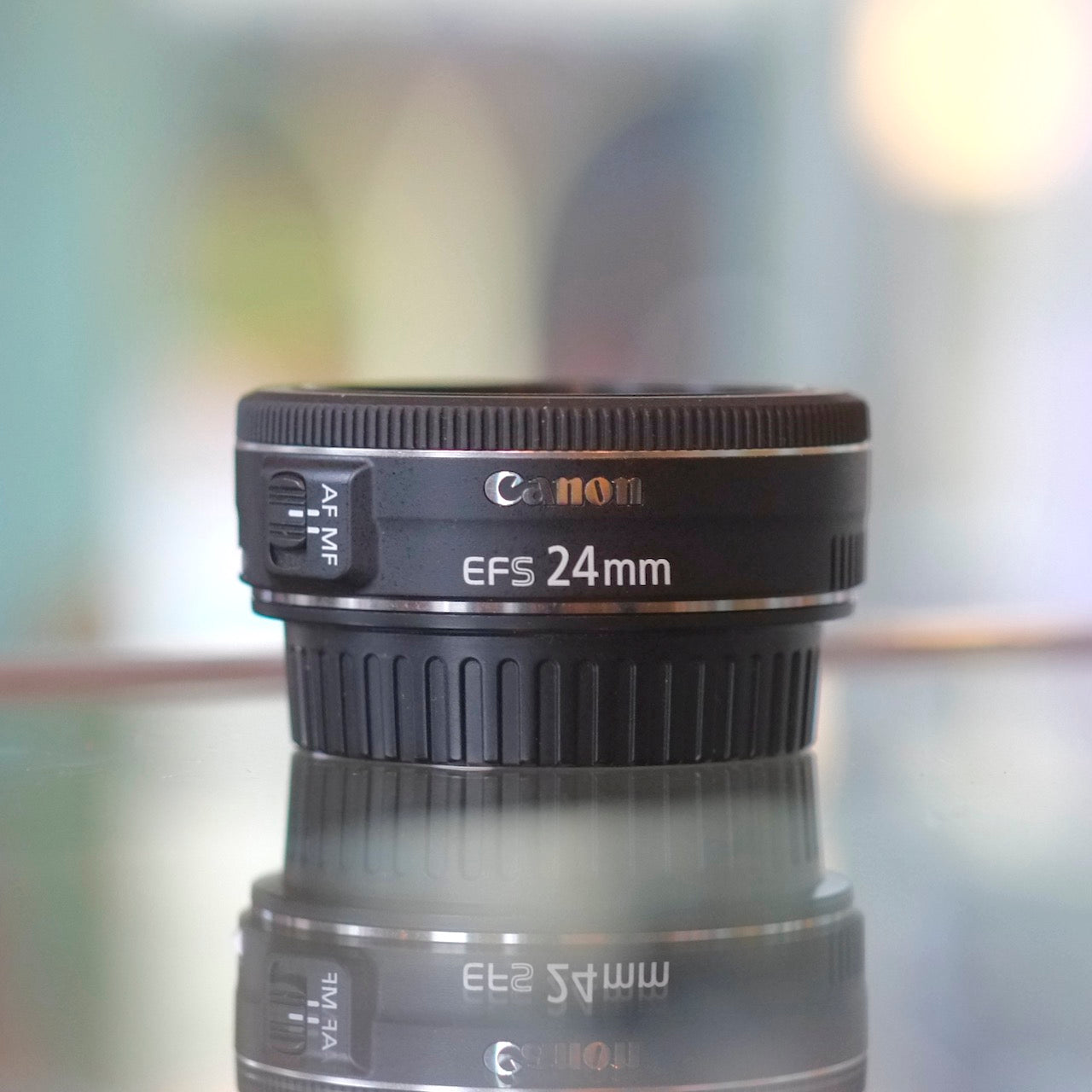 Canon EF-S 24mm f2.8 STM