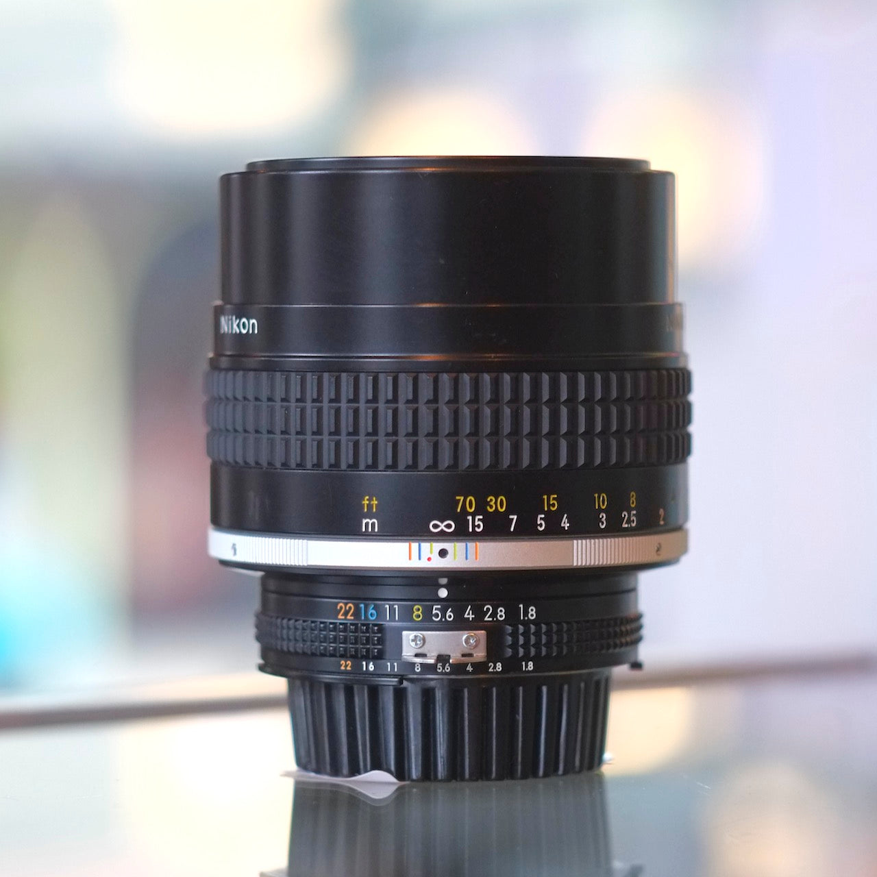 Nikon 105mm f1.8 AI-S Nikkor