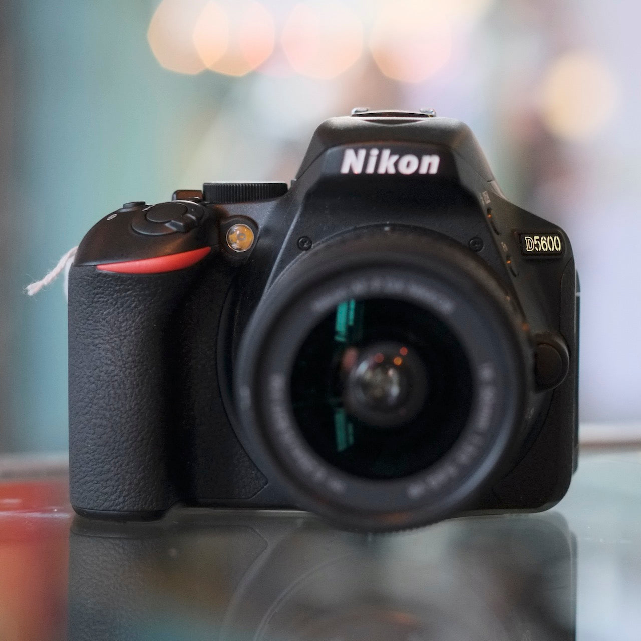 Nikon D5600 with 18-55mm f3.5-5.6G AF-P Nikkor