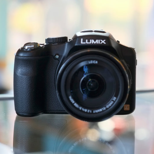 Panasonic Lumix DMC-FZ200