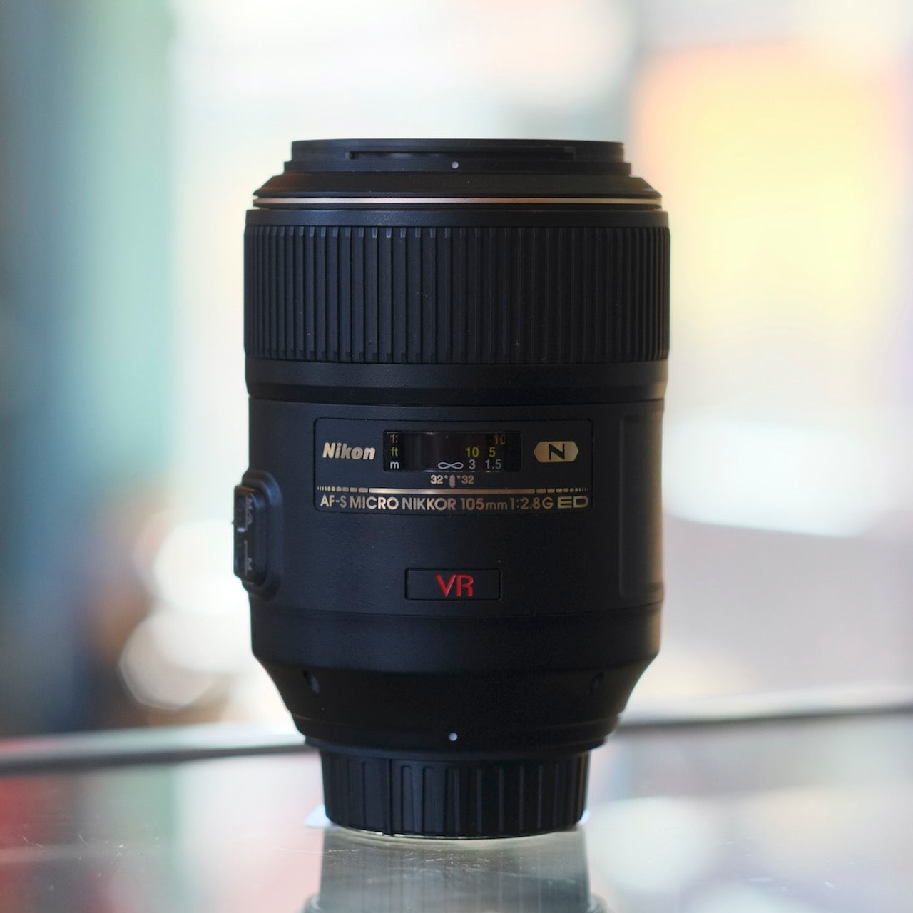 Nikon 105mm f2.8G ED AF-S VR Micro-Nikkor